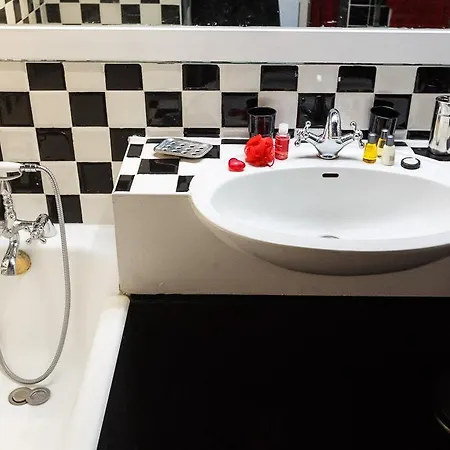 Junior Tour Eiffel 4* Paris