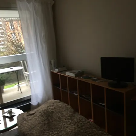Junior Tour Eiffel Bed & Breakfast