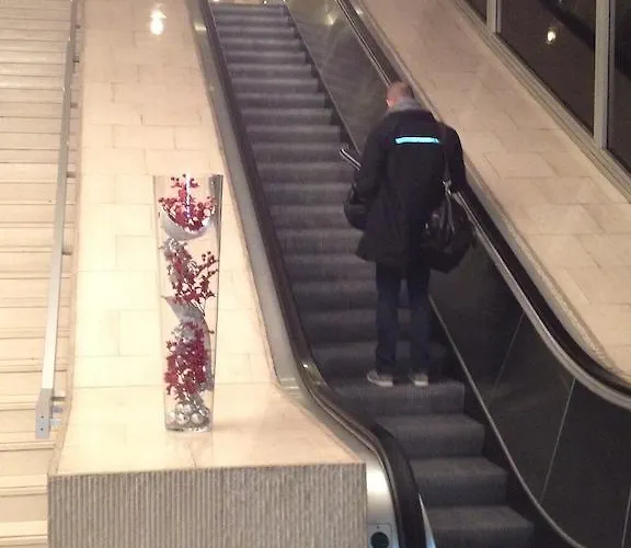 住宿加早餐酒店 Junior Tour Eiffel