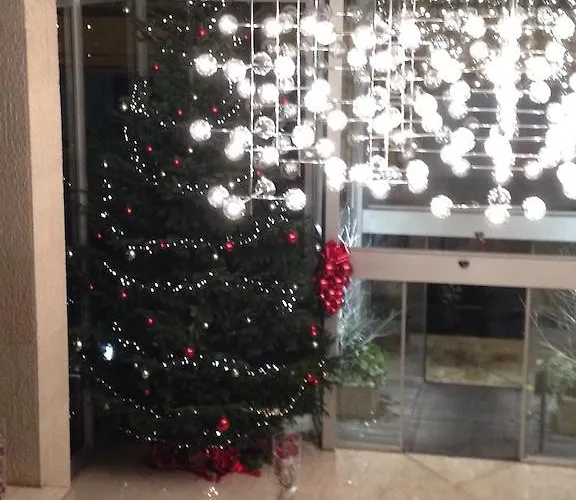 Junior Tour Eiffel 4*