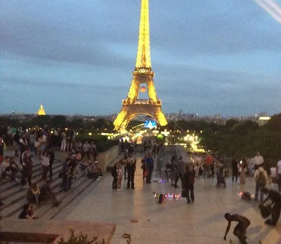 Junior Tour Eiffel Parijs