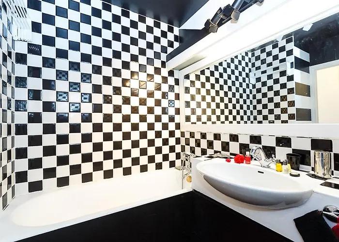 Bed & Breakfast Junior Tour Eiffel Parijs